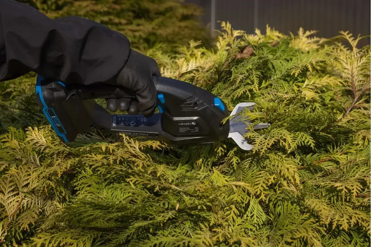 HOGERT HT2E298 Cordless Grass Shears 18V Photo 4