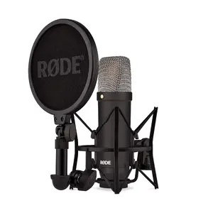 Studio microphone RØDE NT1 Signature Black — wired condenser, 20–20,000 Hz, sensitivity −32 dB, mini XLR, 100 Ω output