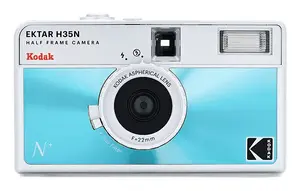 Compact film camera Kodak EKTAR H35N — 35 mm, 22 mm focal length, mechanical shutter 1/100 s, AAA battery, Blue/Silver
