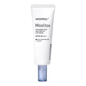 Солнцезащитный крем Medi-Peel Hyaluronic Acid Aqua Mooltox Mild Tone Up SPF 50+ 50 мл