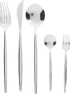 Galda piederumu komplekts Beliani RIGATONI 30 gab. sudraba — nerūsējošā tērauda trauku komplekts