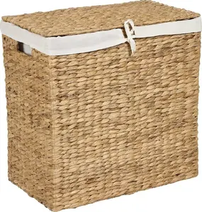 Storage basket with lid Beliani LANGSON — water hyacinth, light finish
