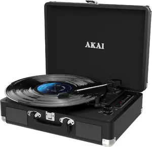 Gramofons AKAI ATT-18BT ar Bluetooth, jostu piedziņu, iebūvētu fonopastiprinātāju, USB izeju