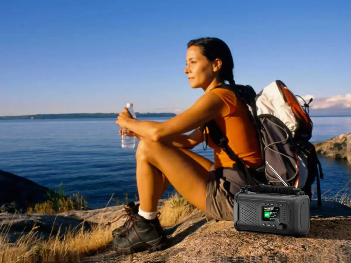 SANDBERG Survivor DAB Radio All-in-1 Photo 6