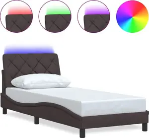 Gultas rāmis ar LED VidaXL 3310646 tumši brūns audums priekš 90x200 cm matrača