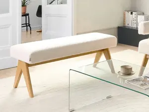 Обитая скамья Beliani TAMRE Bouclé цвета слоновой кости и светло-коричневый
