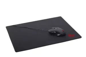 Mouse pad GEMBIRD MP-GAME-L — gaming fabric pad 450×400×3 mm, rubber non-slip base, black