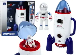 Toy Rocket LEANToys model 18954 — openable spacecraft with astronaut figures, lights and sound