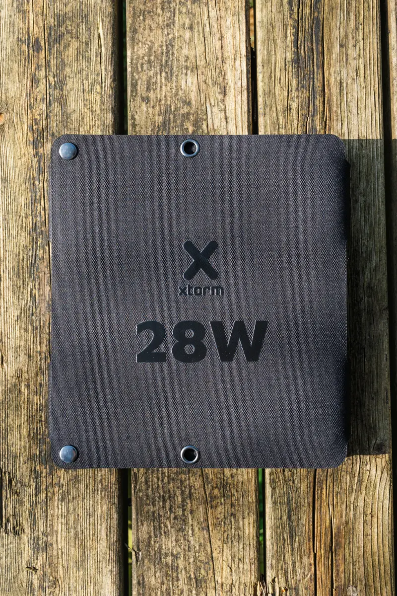 Xtorm SolarBooster 28W foldable solar panel Photo 17