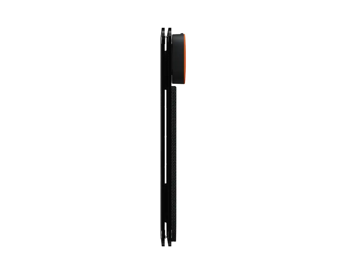 Xtorm SolarBooster 14W foldable solar panel Photo 4