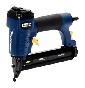 Elektriskais skavotājs Rapid Tools PBS121 — 200 lapu ietilpība, AC barošana, melns/zils, 84 mm aizsniedzamība