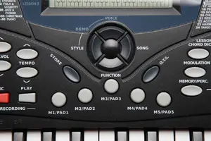 Keyboard MARANTZ Kurzweil KP30 — digital keyboard instrument
