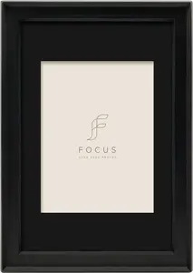 Photo frame Focus Darcey Black — focus model 133057, fits 20x20 photo in 30x30 outer frame