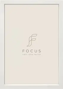 Photo frame focus Grace White by focus — model 132600 for 70x100 cm pictures