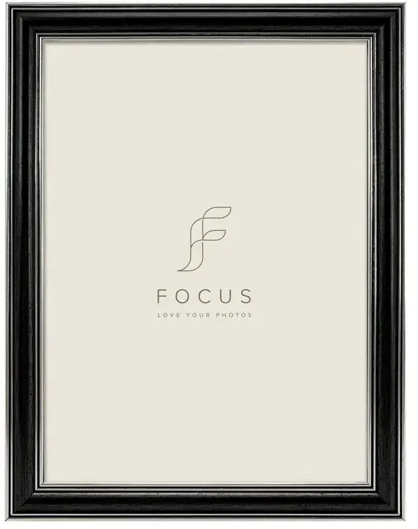 Foto rāmītis focus Holly Black —