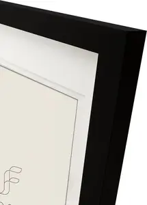 Photo Frame focus Dahlia Black for 40x50 cm with passe-partout for 30x40 cm