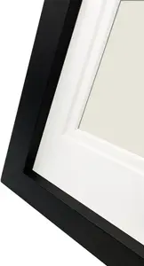Photo Frame Focus Dahlia Black — focus model 132633 for 24x30 cm print / 18x24 visible