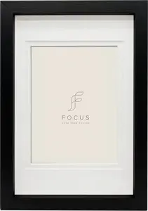 Photo Frame Focus Dahlia Black — focus model 132632, fits 20x30 cm with 15x20 cm passe-partout