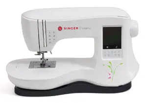 Automatic sewing machine SINGER Legacy 440C — 200 stitch patterns, LCD, 800 SPM, 13 one-step buttonhole