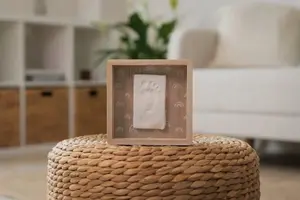 Foto rāmis Home&Styling Collection PETTIT ARTCHAUT — rāmis roku/pēdu nospiedumam, varavīksnes dizains
