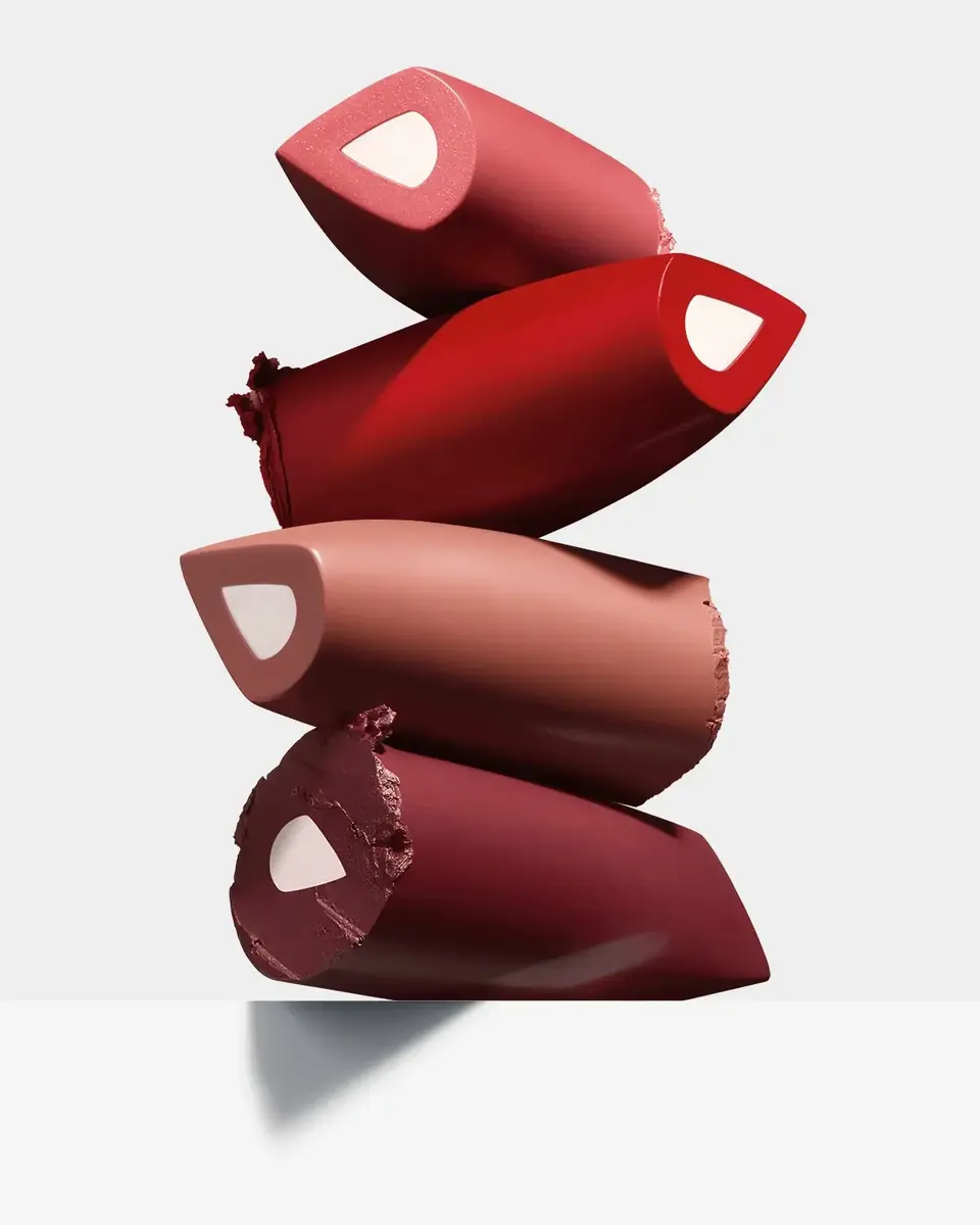 Clinique Dramatically Different Shaping Lip Colour 17 Strawberry Ice Photo 3