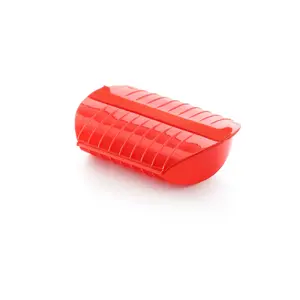 Steamer for Microwave Oven Lekue model 8710755880100 – for 3–4 portions, Red