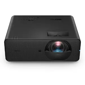 Īssaules projektors BenQ LH860ST — lāzera DLP 5000 ANSI lūmeni, 1080p (1920x1080), 3D, fiksēts tālummaiņas objektīvs, 105% offset