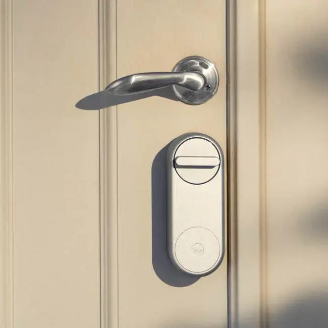 Умный дверной замок ASSA ABLOY Yale Linus Photo 2