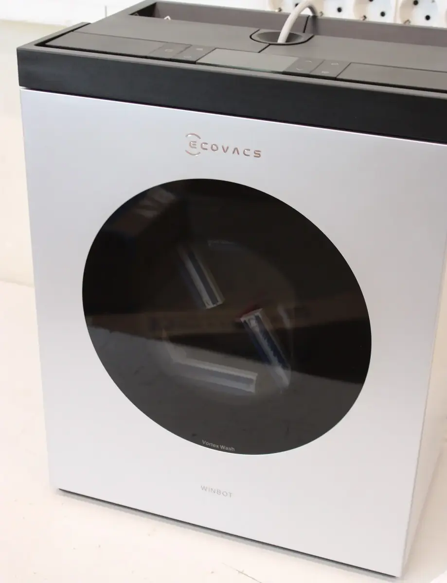 Ecovacs WINBOT W3 OMNI робот для окон Photo 7