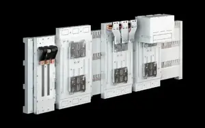Automātiskā slēdža aksesuārs Rittal SV 9677.700 — 1 gab., adapters 3‑polu 1000A (spailu stiprinājums)