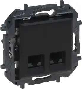 Legrand Niloe Step dubultais RJ45 kontaktligzda 2×RJ45 Cat5e UTP melna (863560B)