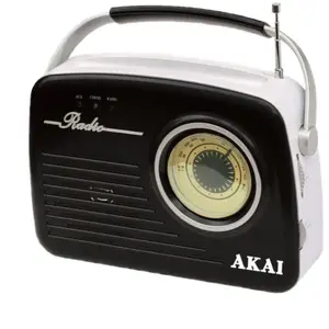 Portatīvais radio AKAI APR-11B — analogs AM/FM uztvērējs, 2 W RMS, 3,5 mm austiņu ligzda, SD atbalsts, ārējā antena, melns