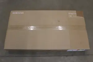 Монитор Samsung LS32FM801UUXDU 32" VA 3840x2160 60 Гц 4 мс 400 кд/м² USB-C 65W HDMI 1, белый