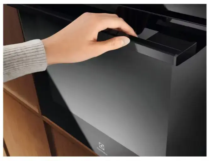 Встраиваемая духовка Electrolux LOF4P06BK Photo 6