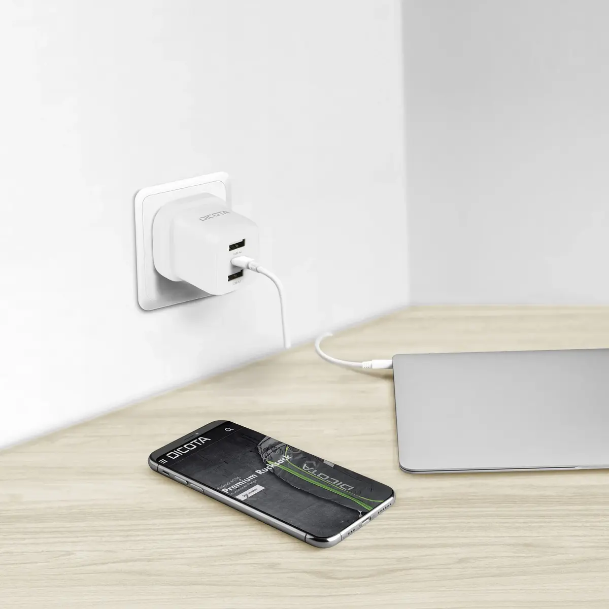 Зарядное устройство DICOTA D32070 для ноутбука и смартфона Photo 6