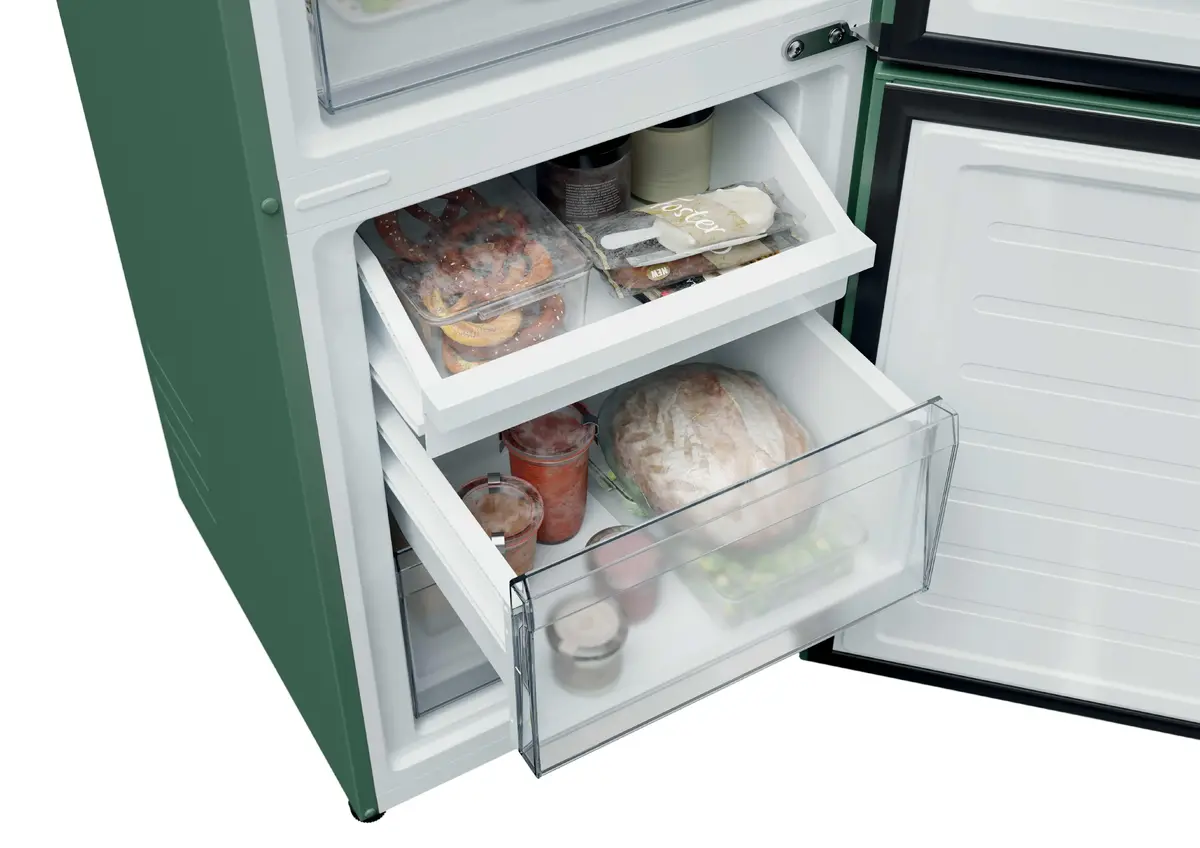 CANDY CNCQ2T518EG freestanding fridge-freezer Photo 7