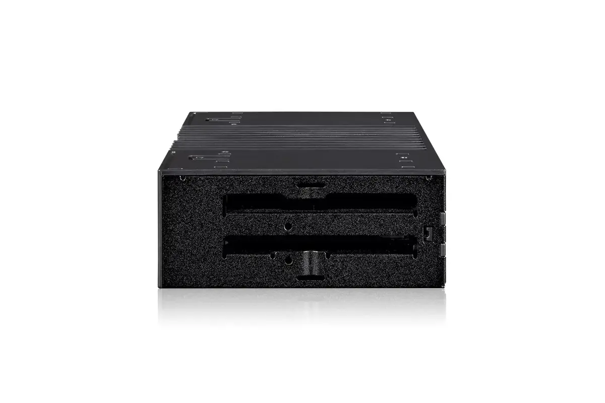 Icy Dock MB024SP-B FlexiDock 4x 2.5-inch SATA/SAS Mobile Rack Photo 4