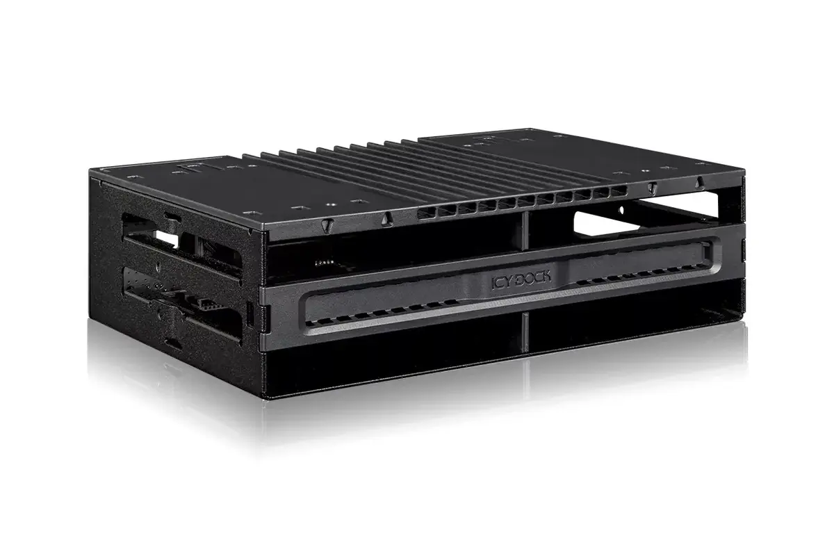 Icy Dock MB024SP-B FlexiDock 4x 2.5-inch SATA/SAS Mobile Rack Photo 5