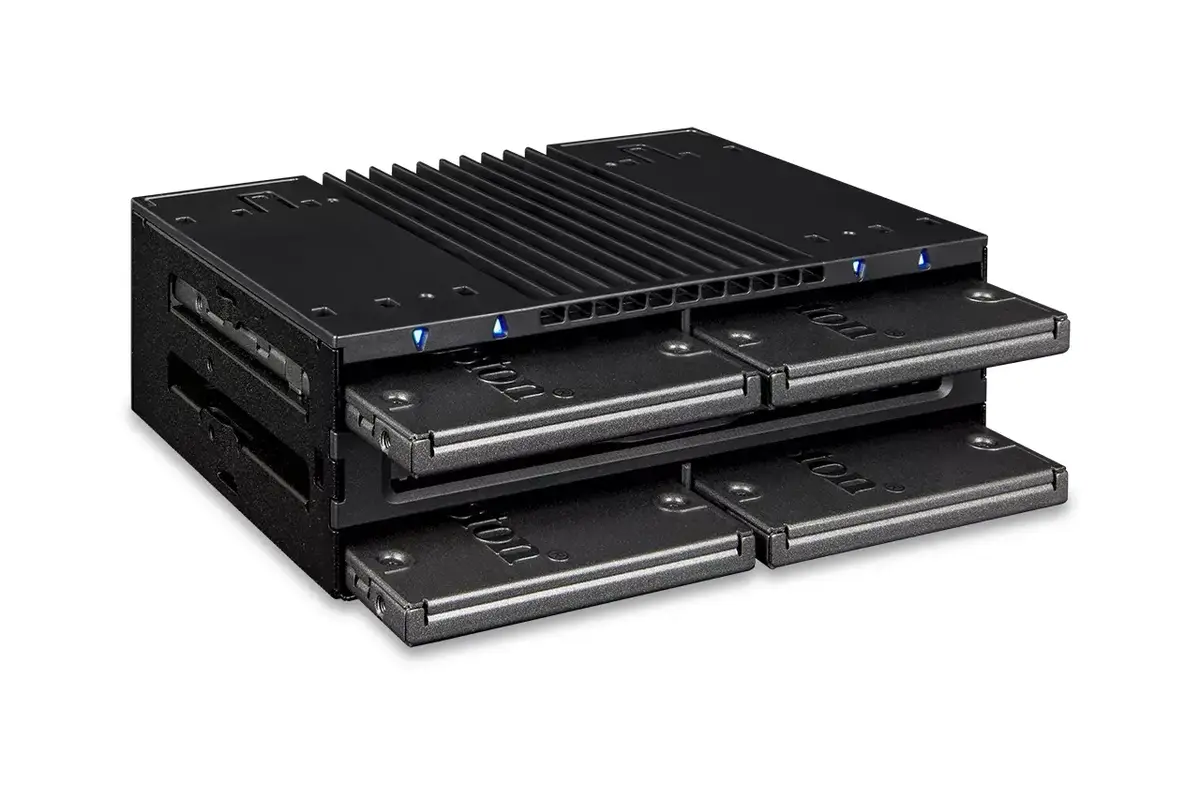 Icy Dock MB024SP-B FlexiDock 4x 2.5-inch SATA/SAS Mobile Rack Photo 8