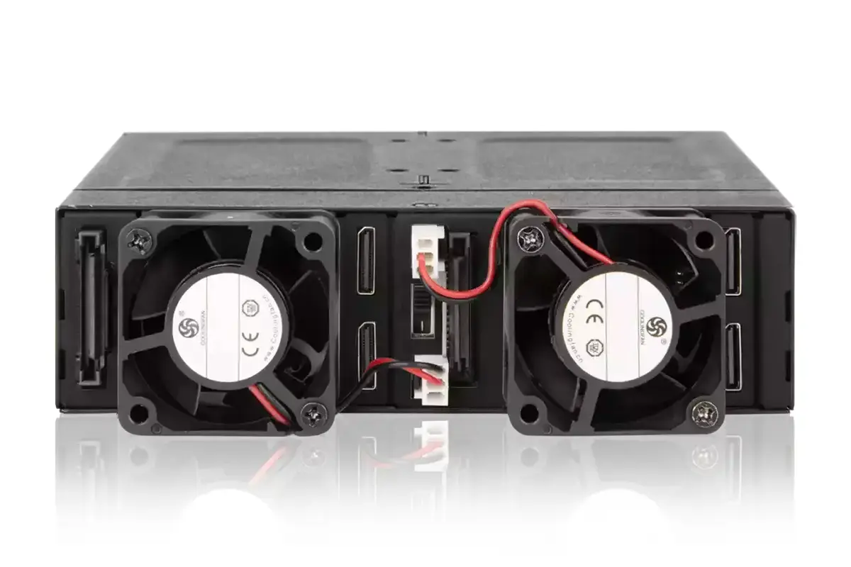 Корпус для SSD Icy Dock ToughArmor MB699VP-B V3 на 4 отсека Photo 4
