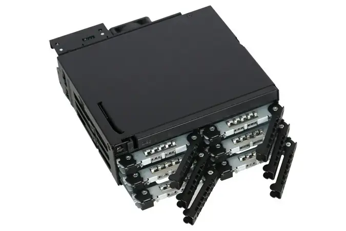 Панель для отсека привода Icy Dock MB606SPO-B Photo 7
