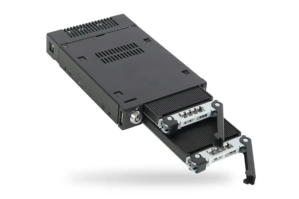 Icy Dock ToughArmor MB834M2K-B Dual M.2 NVMe SSD Enclosure Photo 5