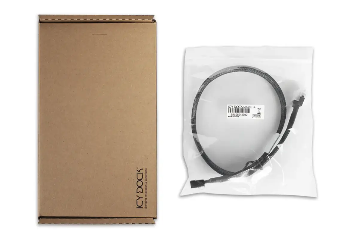 Icy Dock MB402L-B Data Storage Device Cable Photo 4