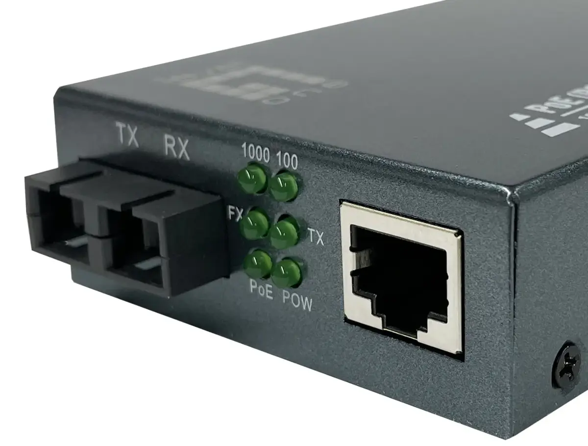 LevelOne gigabitu multivides pārveidotājs RJ45 uz SC PoE PSE Photo 6