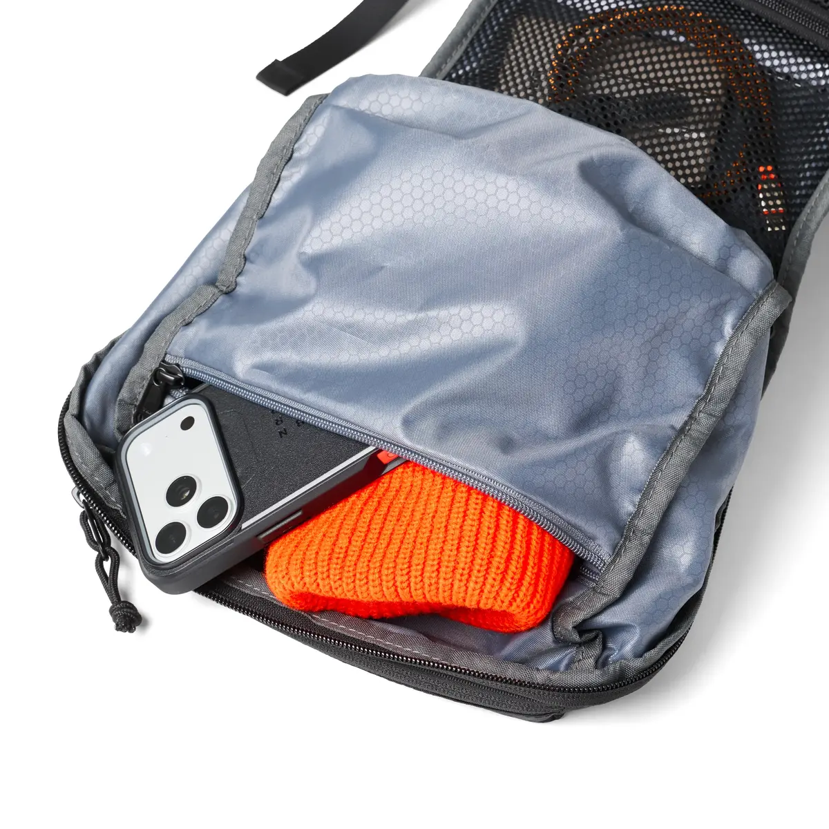Urban Armor Gear Civilian 16 collu klēpjdatora mugursoma Photo 6