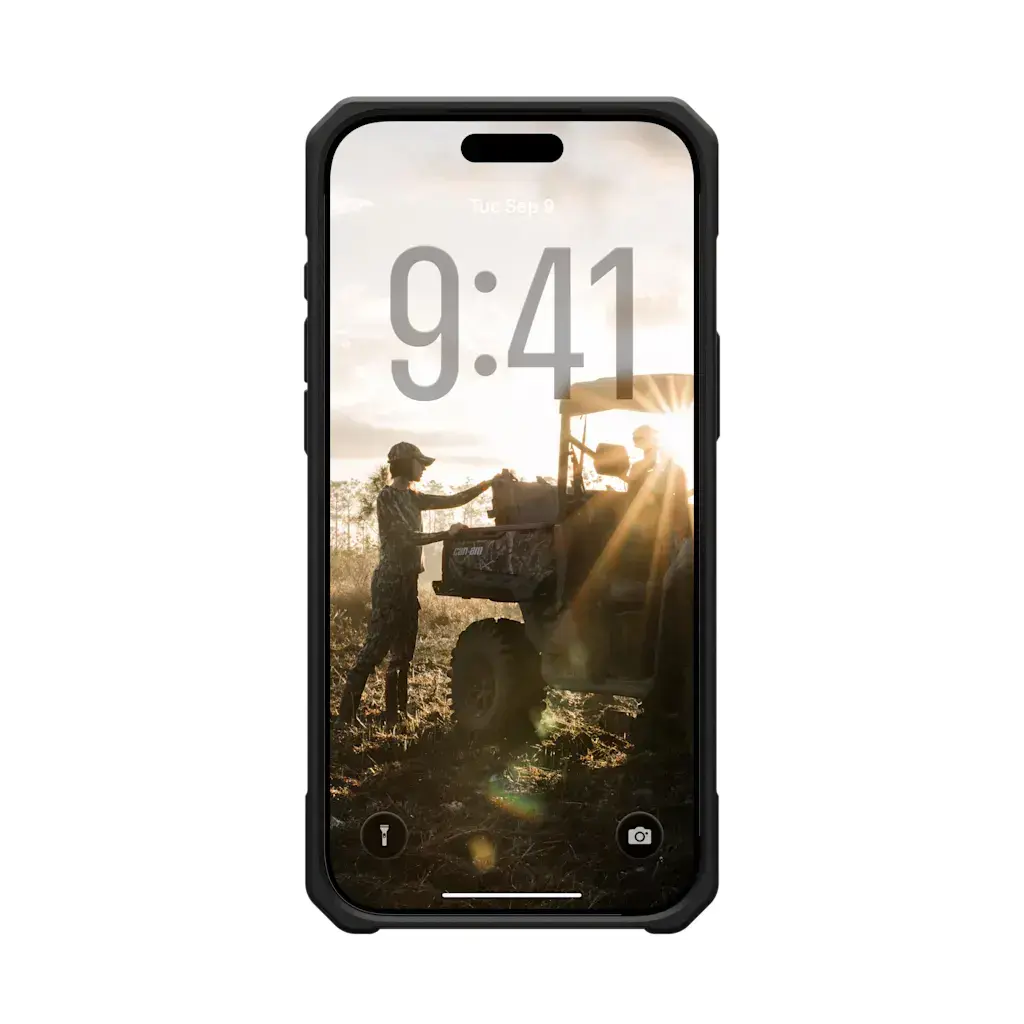 Urban Armor Gear Monarch Pro Case for Apple iPhone 17 Pro Max Photo 3