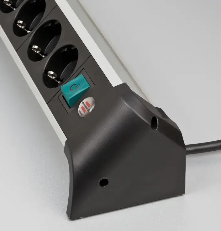 Brennenstuhl strāvas pagarinātājs ar 4 ligzdām un USB 1.8m Photo 5