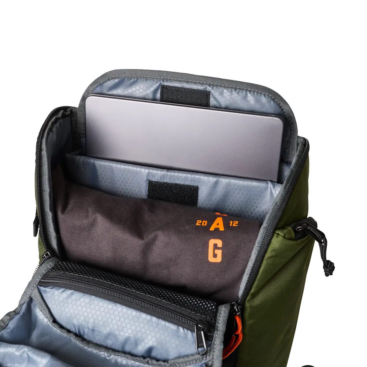 Urban Armor Gear Civilian 16 collu klēpjdatora mugursoma Photo 7