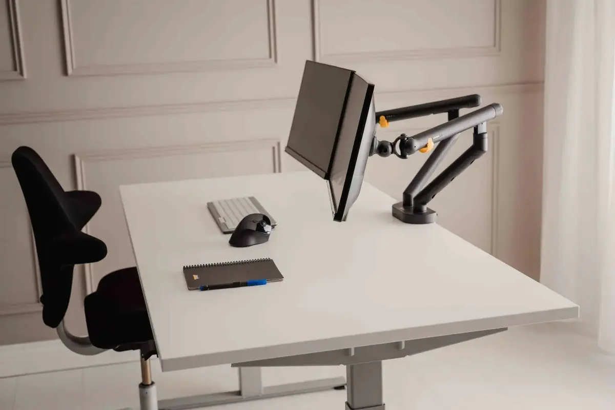 BakkerElkhuizen BE Flexible Dual monitora kronšteins Photo 2