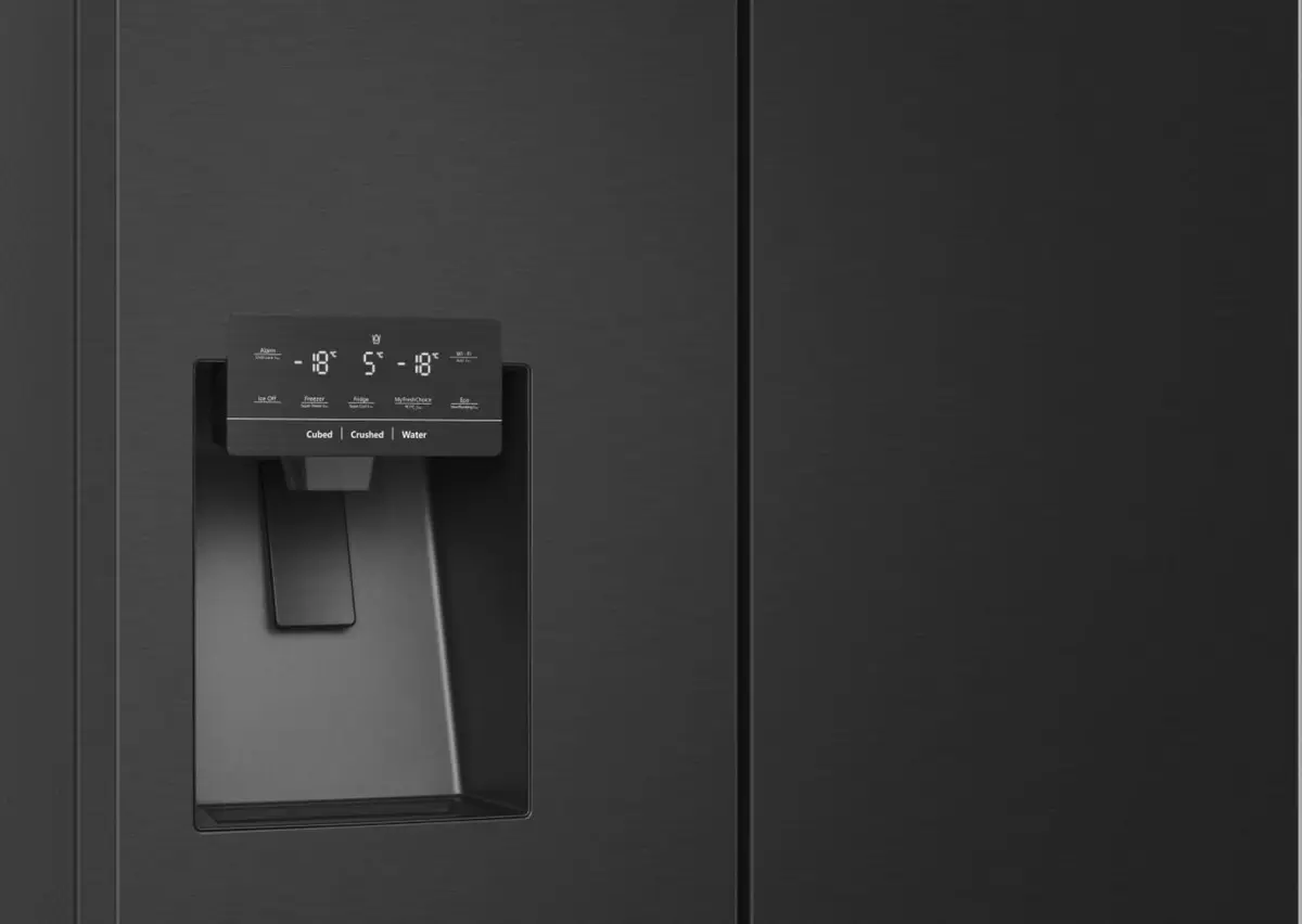 HISENSE RQ760N4SBFE Fridge - Black Photo 7